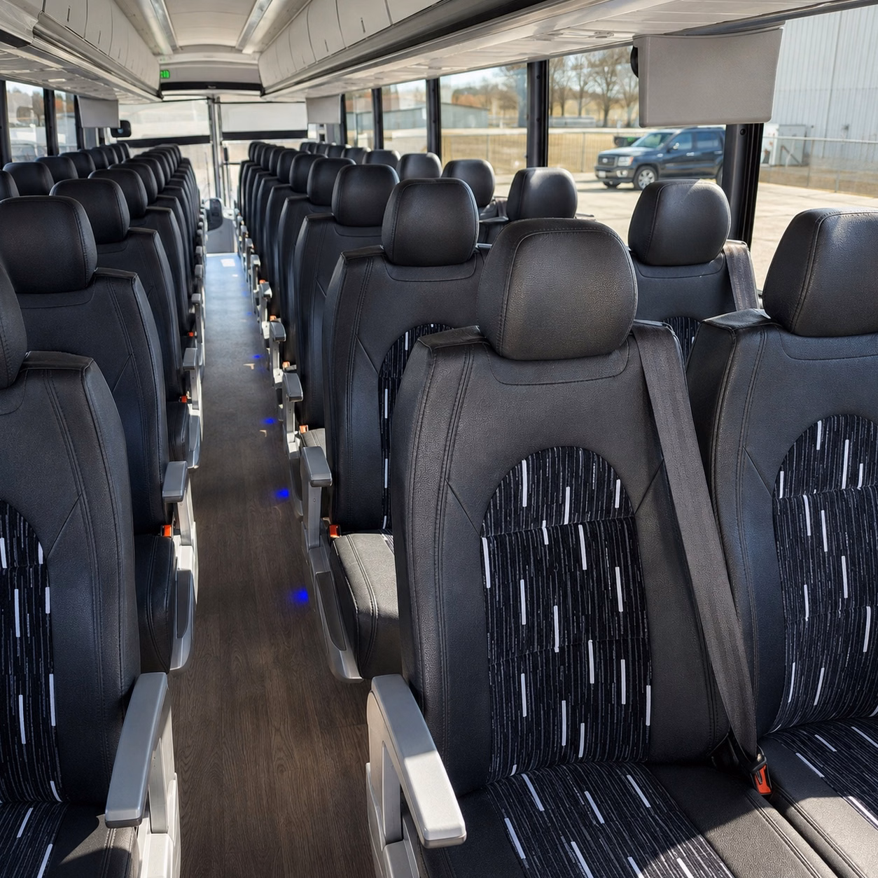 airport shuttle service for out of town wedding guests flying into msp