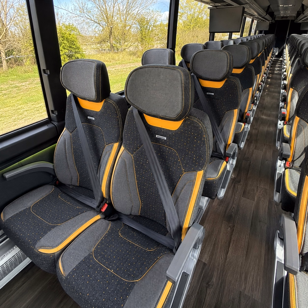buses and pricing in minutes instead of days