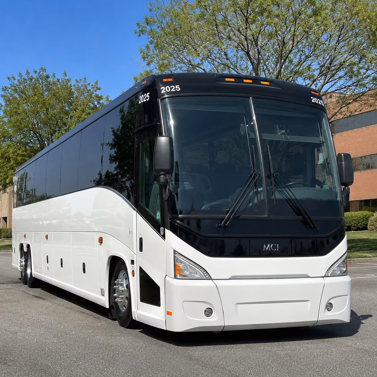 finding group transportation for bloomington church retreats and multi day events