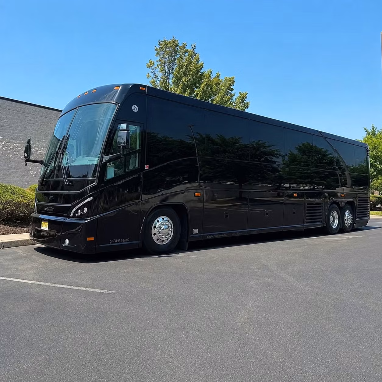 long distance charter bus rentals from bloomington to chicago and the midwest