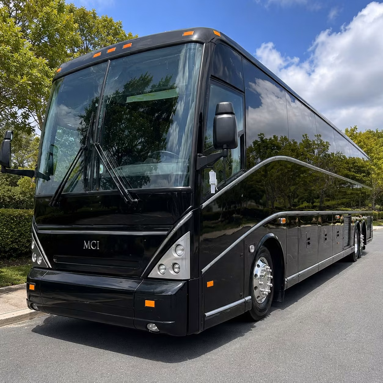 long distance government charter bus rentals from bloomington