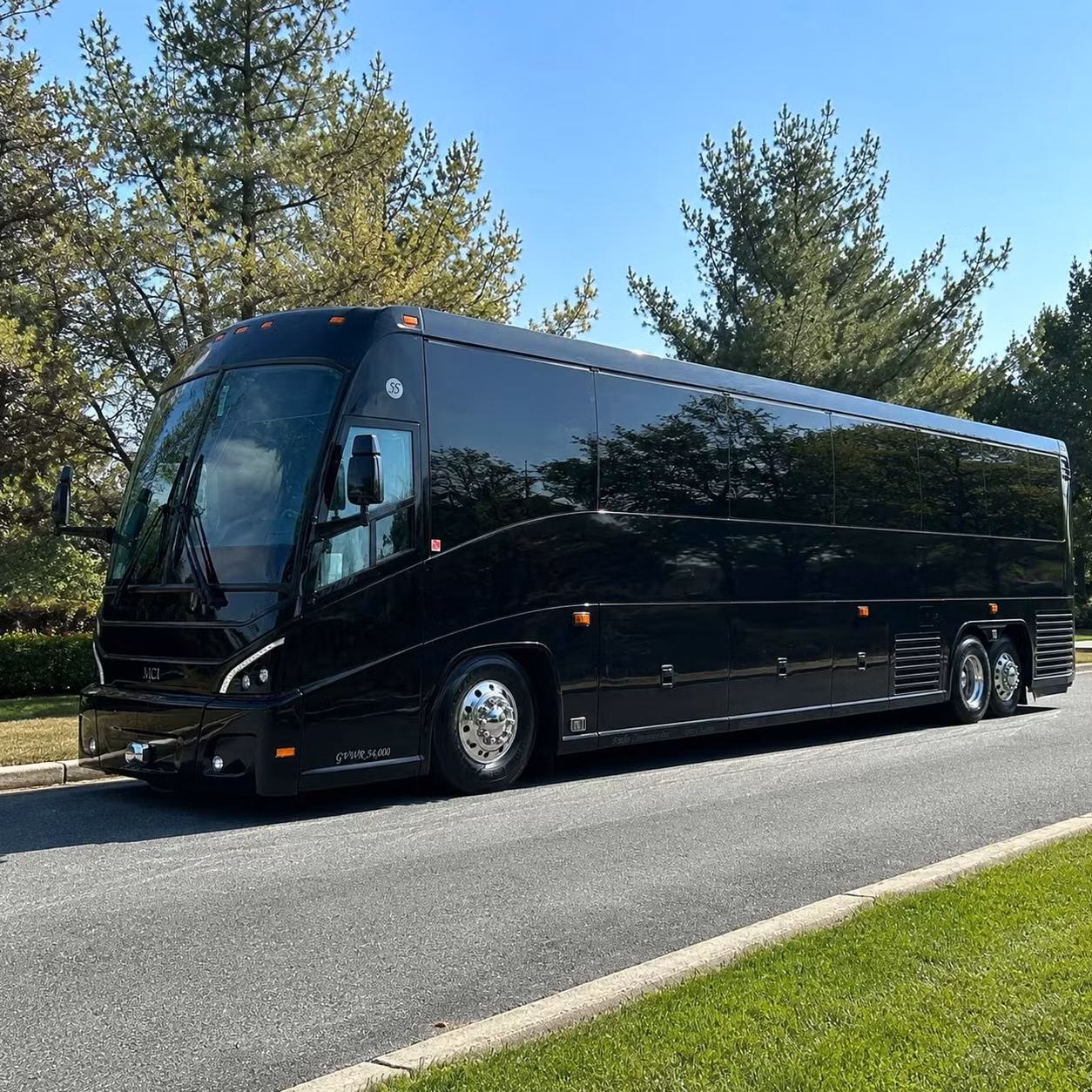 shuttle bus rentals for government conferences at the mall of america area